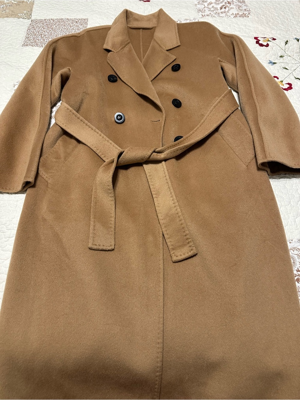 100% cashmere Icon coat 101801 carmel  size S Classic color  Double-Breasted